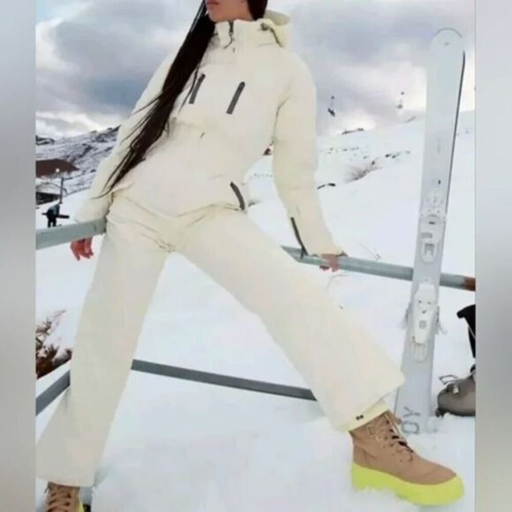 New! Free People Movement All Prepped Ski Suit in sofe sun, size‎ L